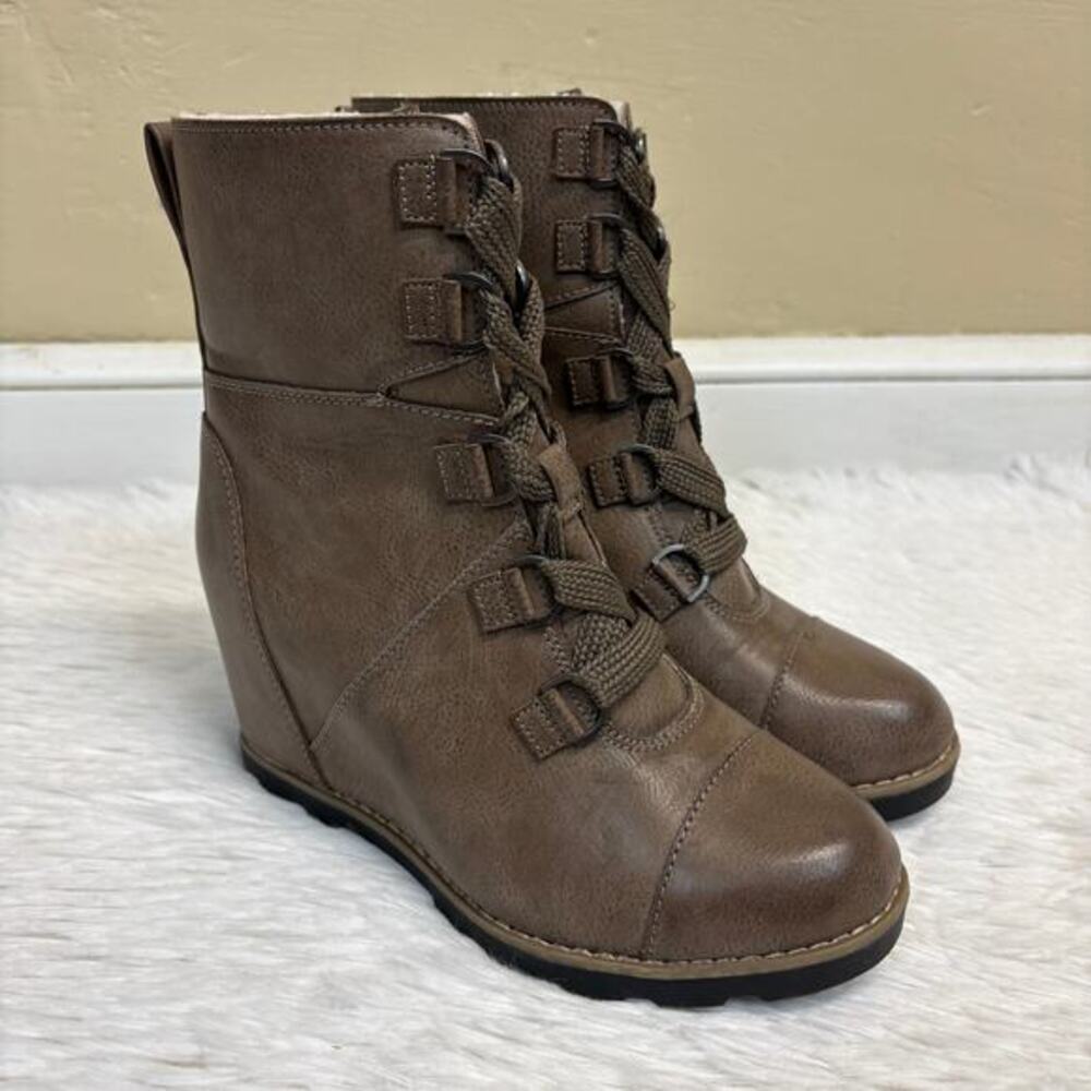 Target Universal Thread Taupe Katherine Faux Leather Wedge Lace Up Boot Size 6.5